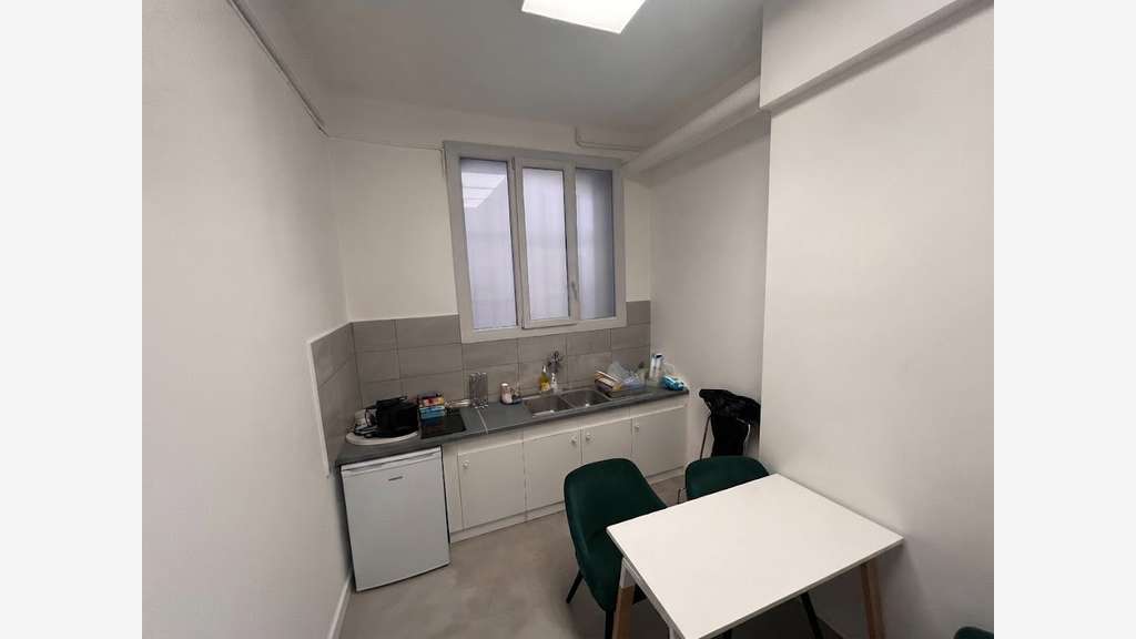 A louer bureaux de 161m² en centre ville de Toulon