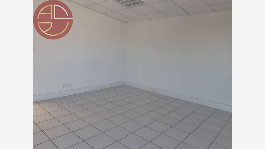 A louer bureaux 90m² R+1 à Toulouse Nord Est