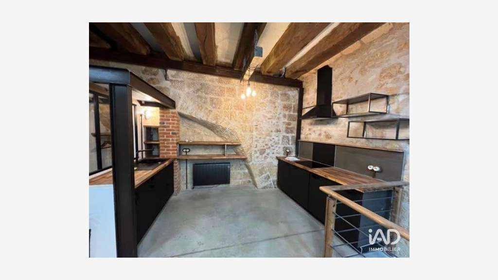 A louer bureaux atypiques 110m² dans Vieux Tours