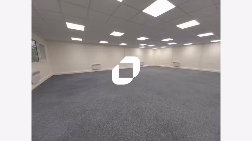A louer Bureaux 148m² Trappes