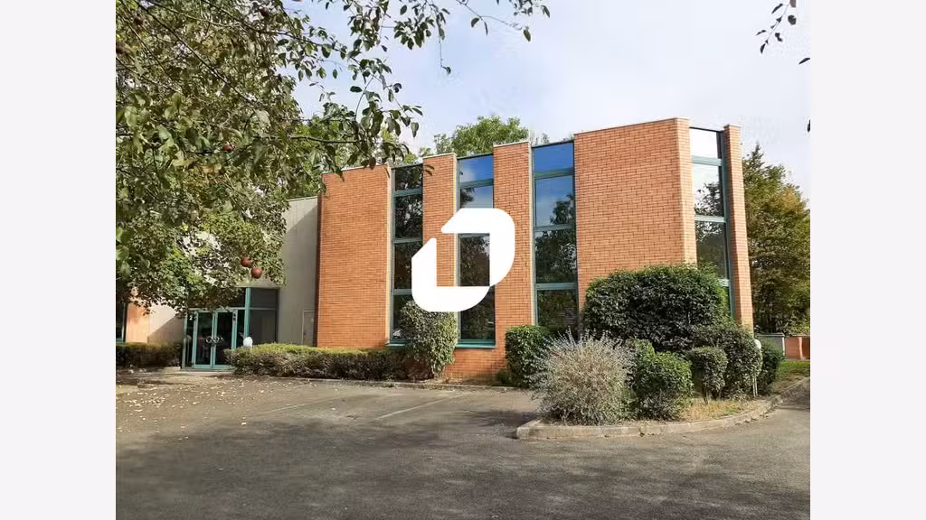 A louer Bureaux 206m² Trappes