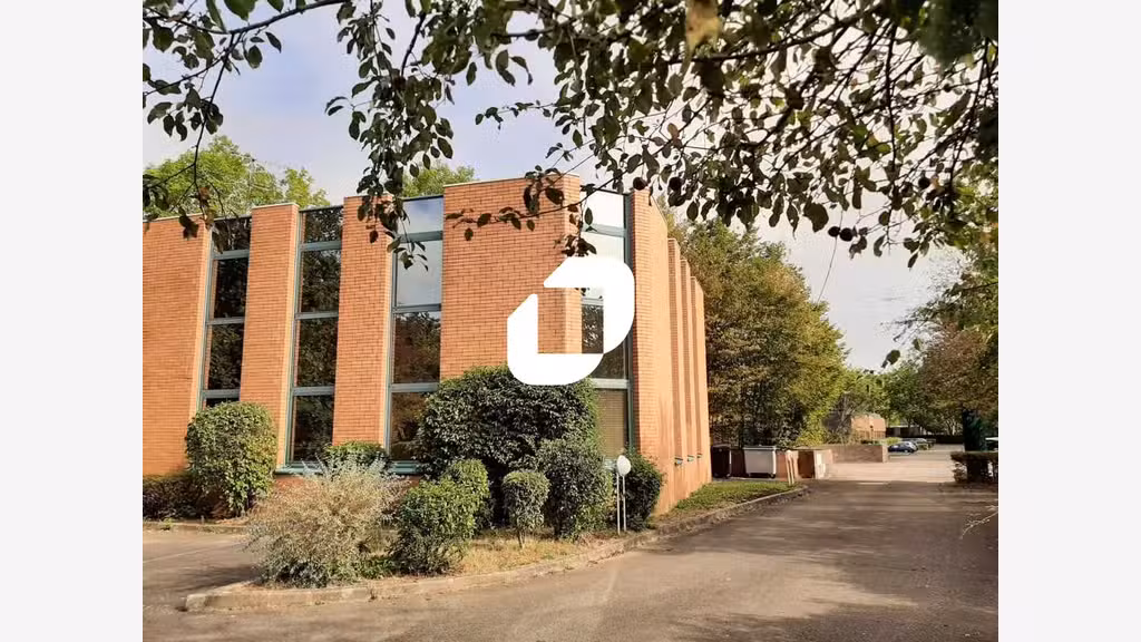 A louer Bureaux 206m² Trappes