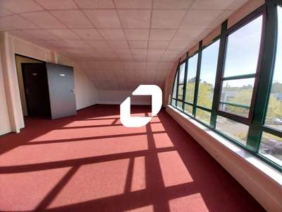 A louer Bureaux 376m² Trappes