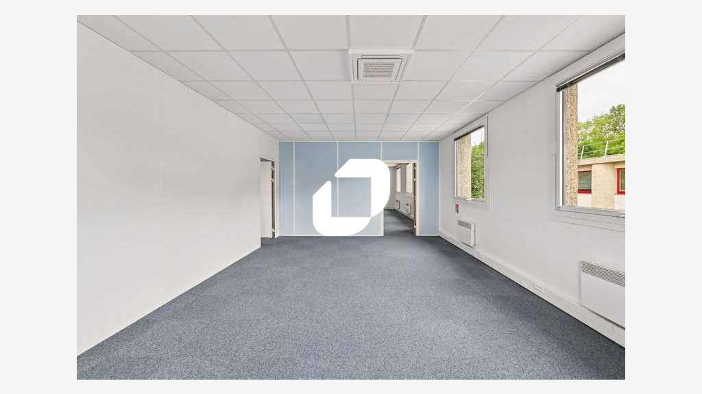 A louer Bureaux 165m² Tremblay en france