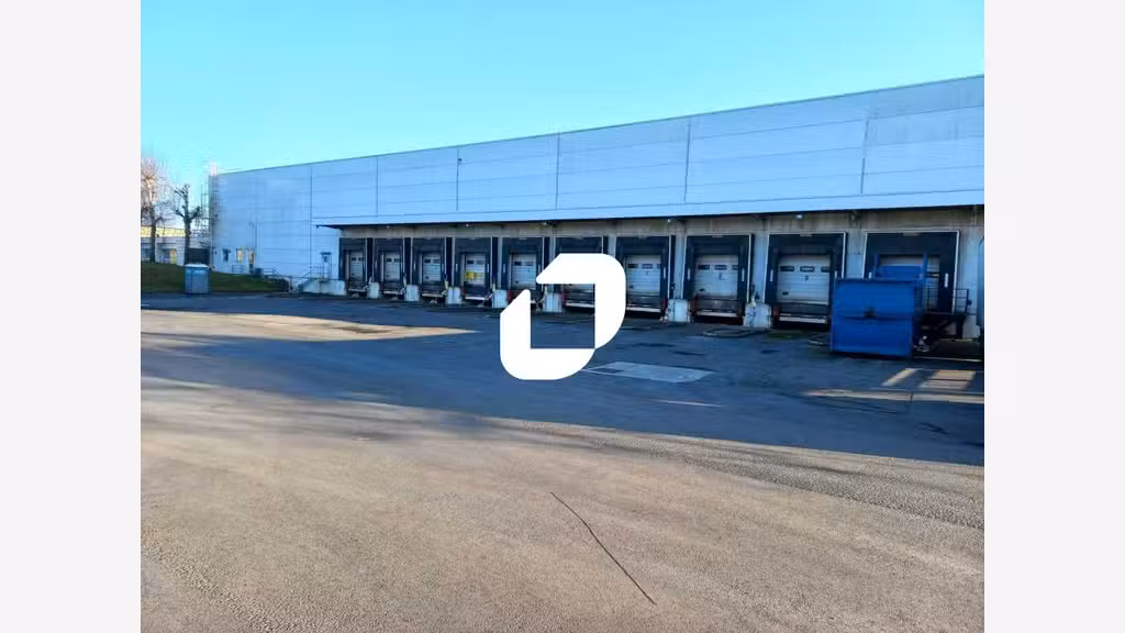 A louer Bureaux 5068m² Tremblay en france