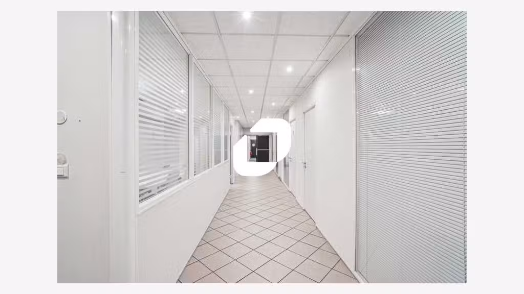 A louer Bureaux 307m² Tremblay en france