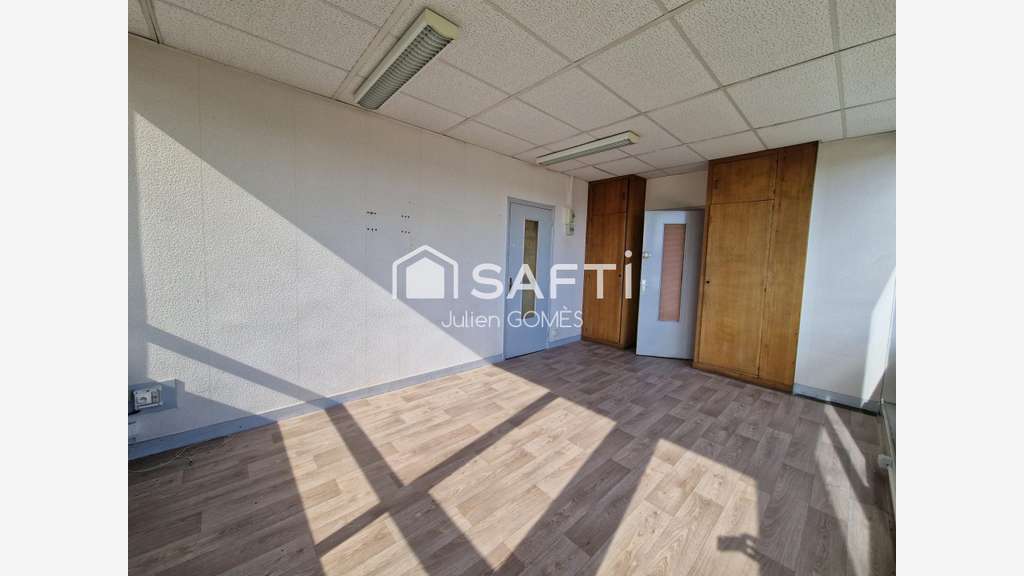 Bureau 1 pièce de 19m² à louer 77470 Trilport