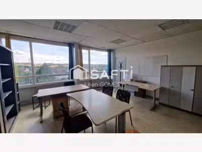 Bureau de 30m² à louer au 2ème étage à Trilport