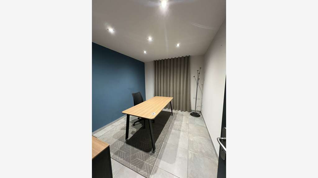 Bureaux rénové de 117m² à louer à Valence Nord