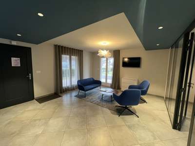 Bureaux rénové de 117m² à louer à Valence Nord