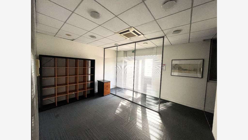 Bureaux à louer 930m² centre-ville de Valence