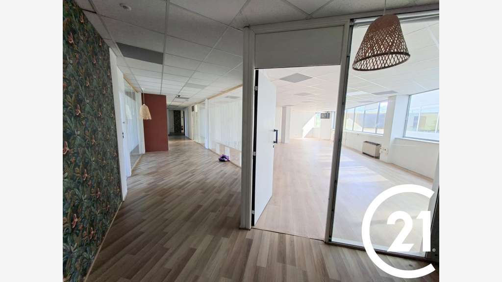 Surfaces de 40 à 600 m²