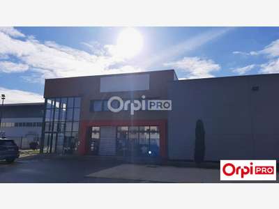 Bureaux de 74m² à louer au 1er étage à Valence