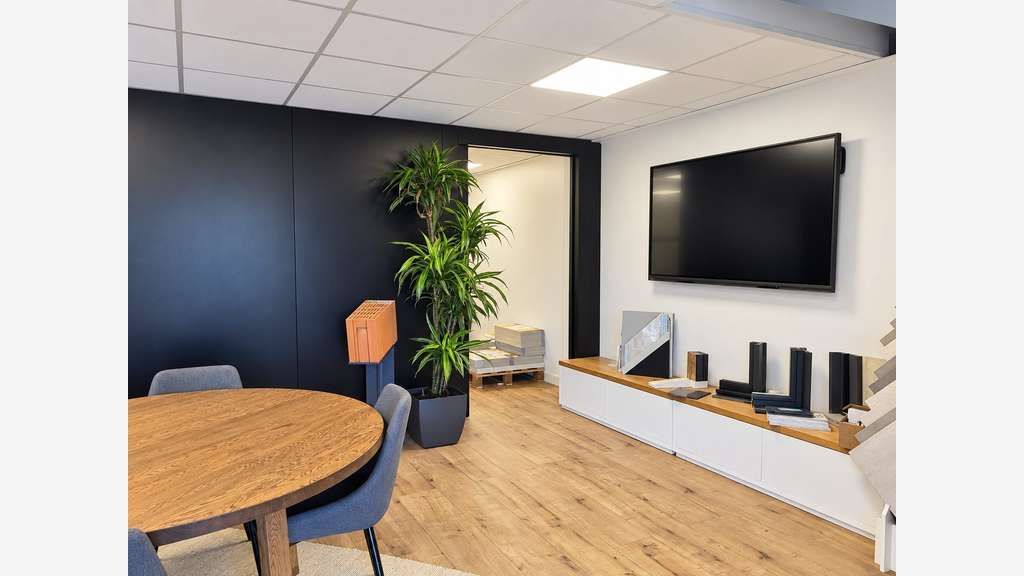 A louer bureaux 130m² sur 2 niveaux Tenenio Vannes