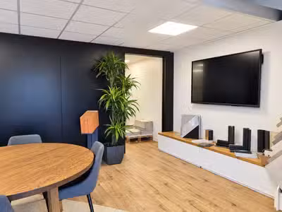 A louer bureaux 130m² sur 2 niveaux Tenenio Vannes