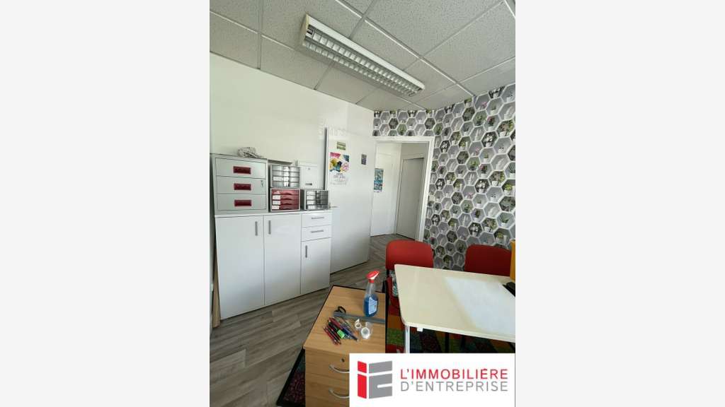 A louer bureaux de 36m² au 1er étage à Vannes