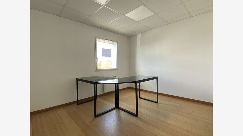 A louer bureaux de 35m² à Vannes Le Ténénio