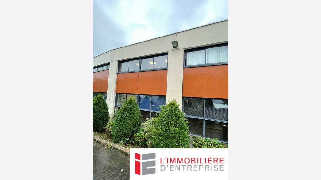A louer bureaux de 107m² en RDC à Vannes Est