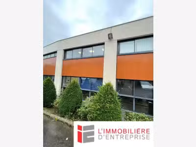 A louer bureaux de 107m² en RDC à Vannes Est