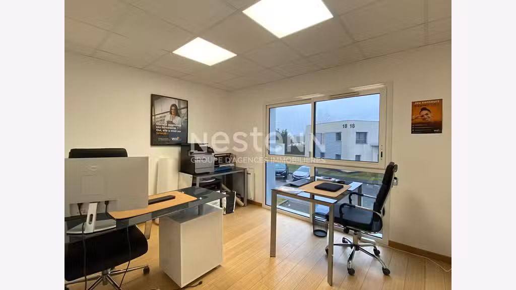 A louer bureaux 35m² à Vannes parc du Ténénio