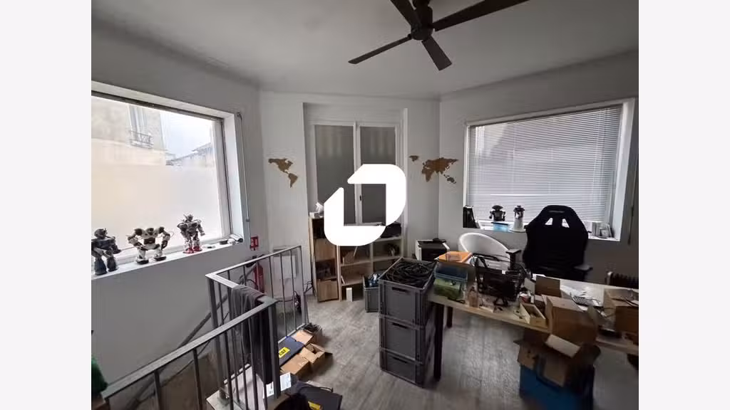 A louer Bureaux 144m² Vanves
