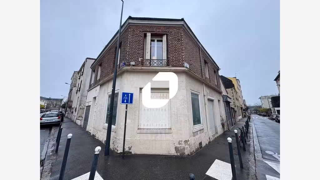 A louer Bureaux 144m² Vanves