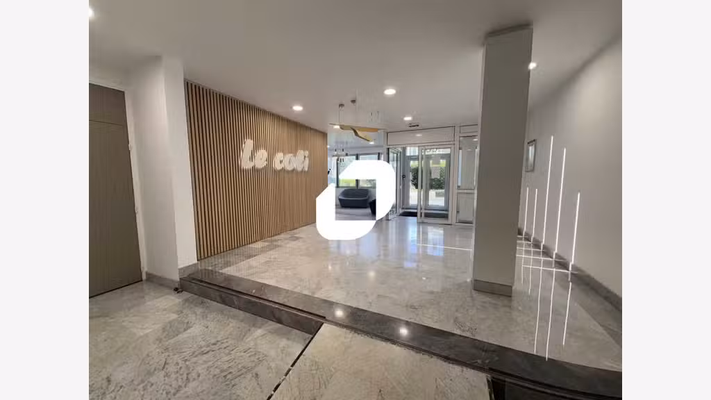 A louer Bureaux 606m² Velizy villacoublay