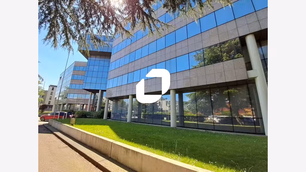 A louer Bureaux 3354m² Velizy villacoublay