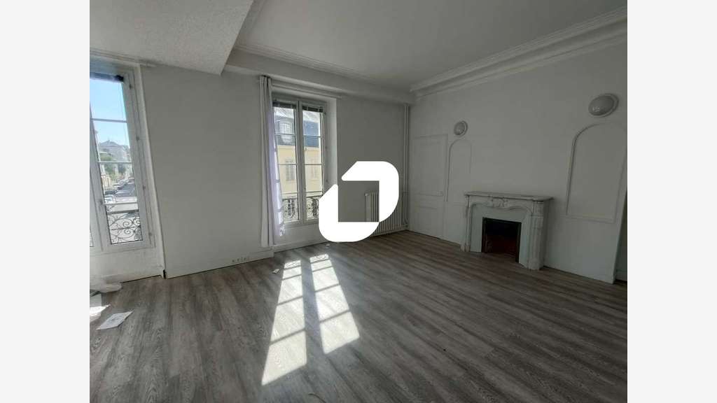 A louer Bureaux 355m² Versailles