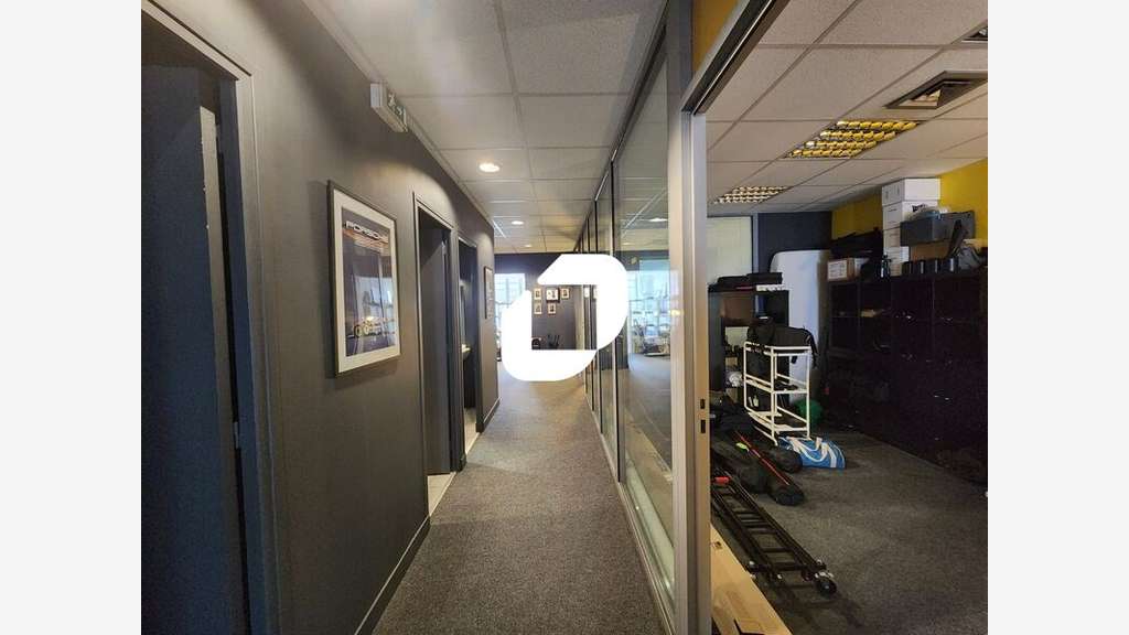 A louer Bureaux 122m² Versailles