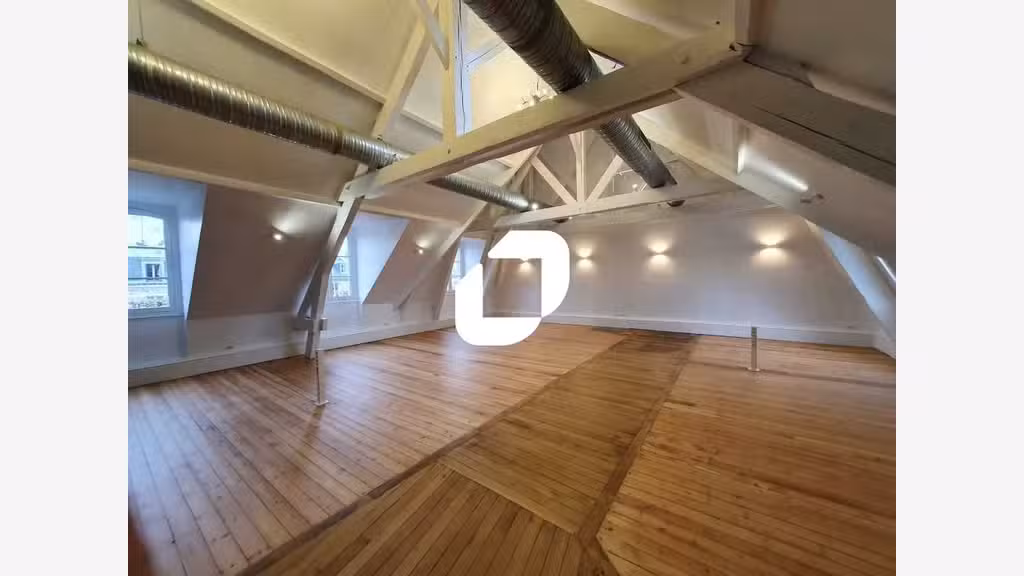 A louer Bureaux 112m² Versailles