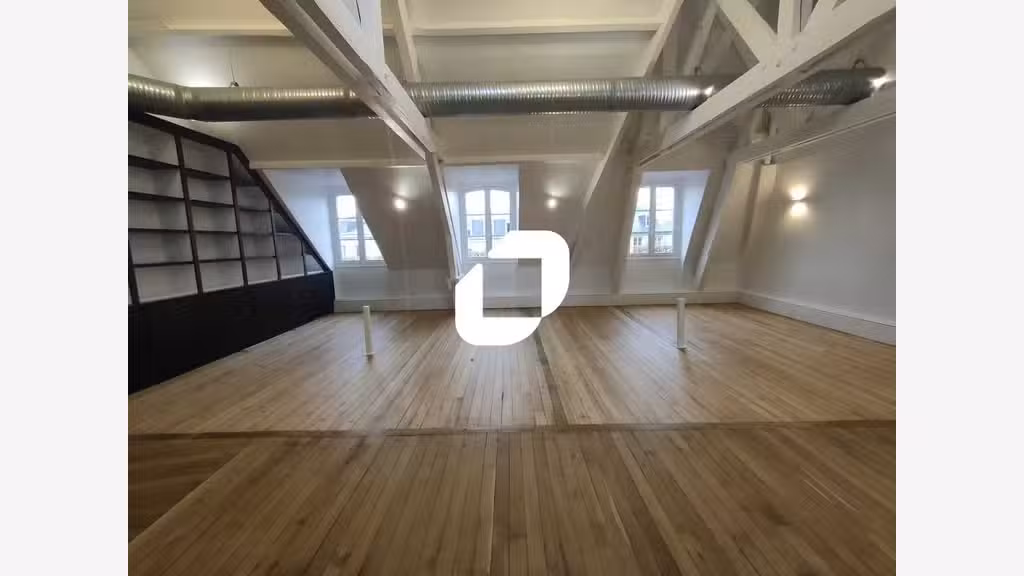 A louer Bureaux 112m² Versailles