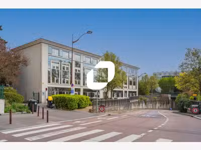 A louer Bureaux 225m² Versailles