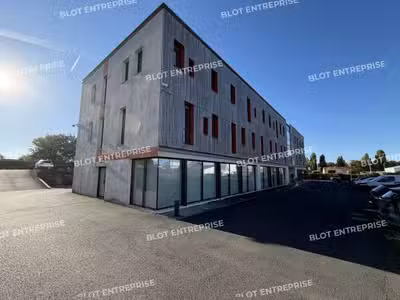 Location bureaux de 310m² au 2ème étage à Vertou