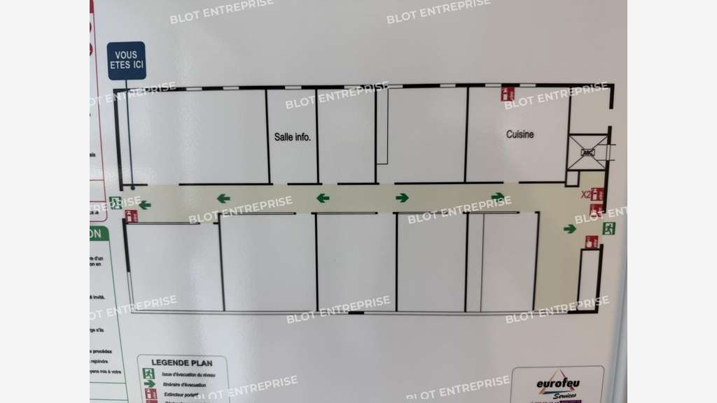 Location bureaux de 310m² au 2ème étage à Vertou