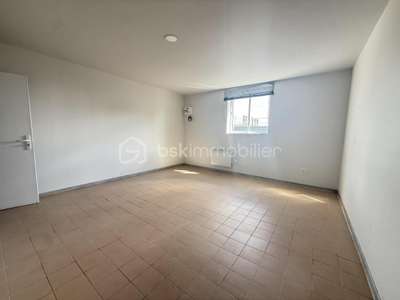 A louer bureaux de 22m² à Villabé Courtes Épluches