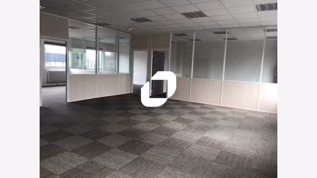 A louer Bureaux 1059m² Villebon sur yvette