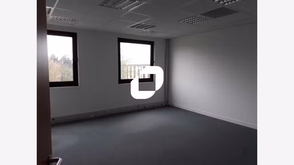 A louer Bureaux 591m² Villebon sur yvette