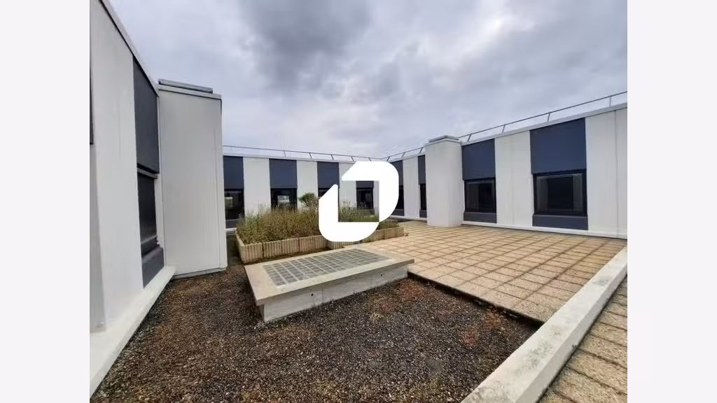 A louer Bureaux 694m² Villebon sur yvette