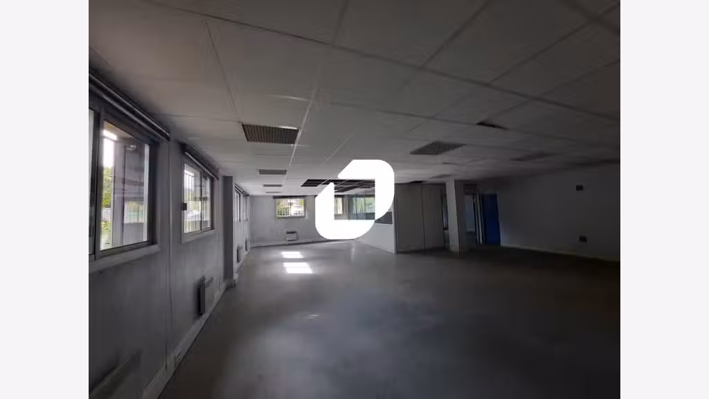 A louer Bureaux 765m² Villebon sur yvette