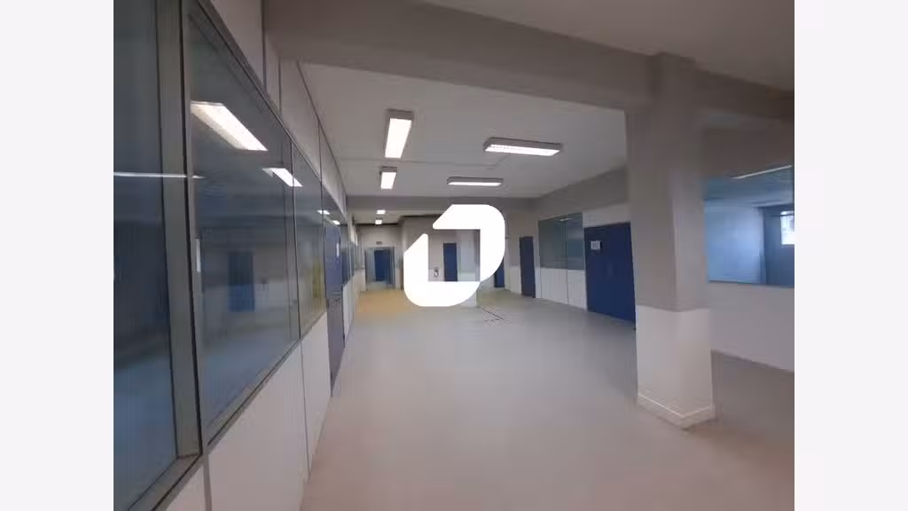A louer Bureaux 765m² Villebon sur yvette
