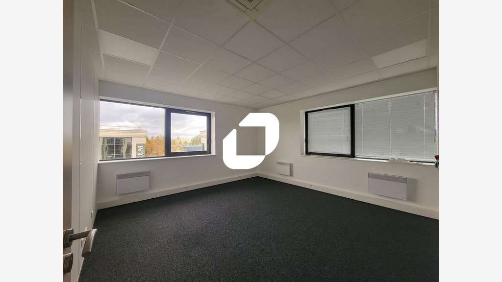 A louer Bureaux 636m² Villebon sur yvette