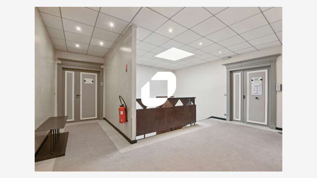 A louer Bureaux 636m² Villebon sur yvette