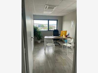 A louer bureaux 19m² R+1 à Villefranche-sur-saône