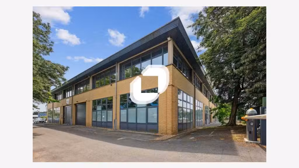 A louer Bureaux 639m² Villejuif