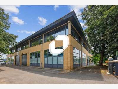 A louer Bureaux 639m² Villejuif