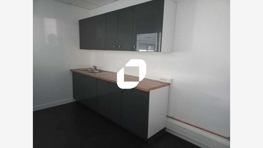 A louer Bureaux 344m² Villeneuve d'ascq