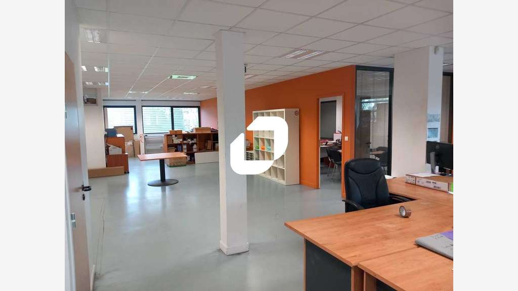 A louer Bureaux 417m² Villeneuve d'ascq