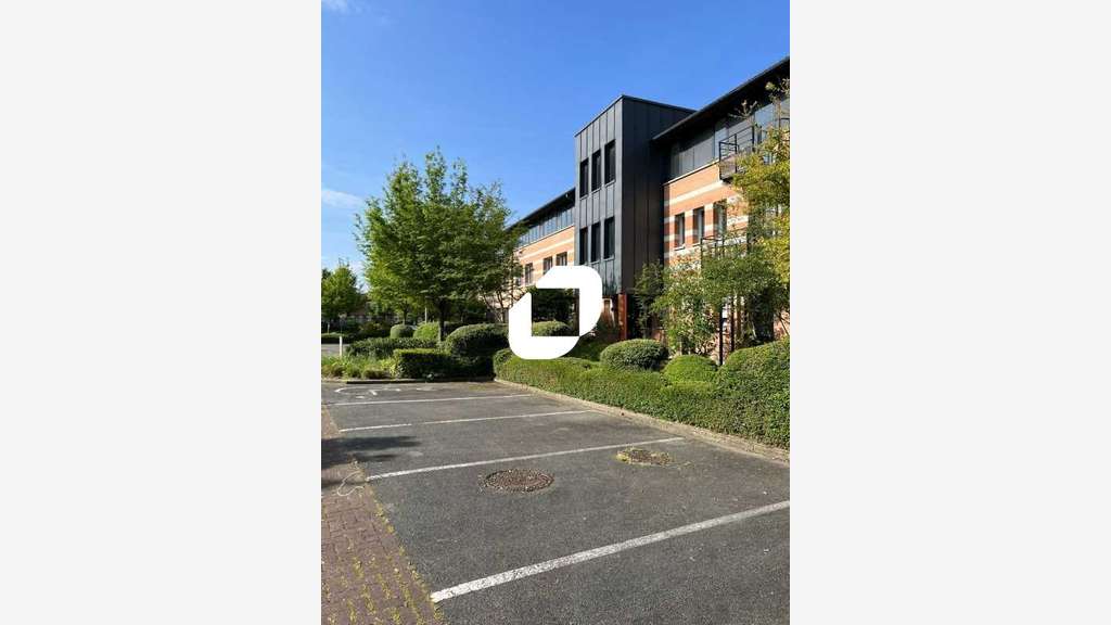 A louer Bureaux 697m² Villeneuve d'ascq