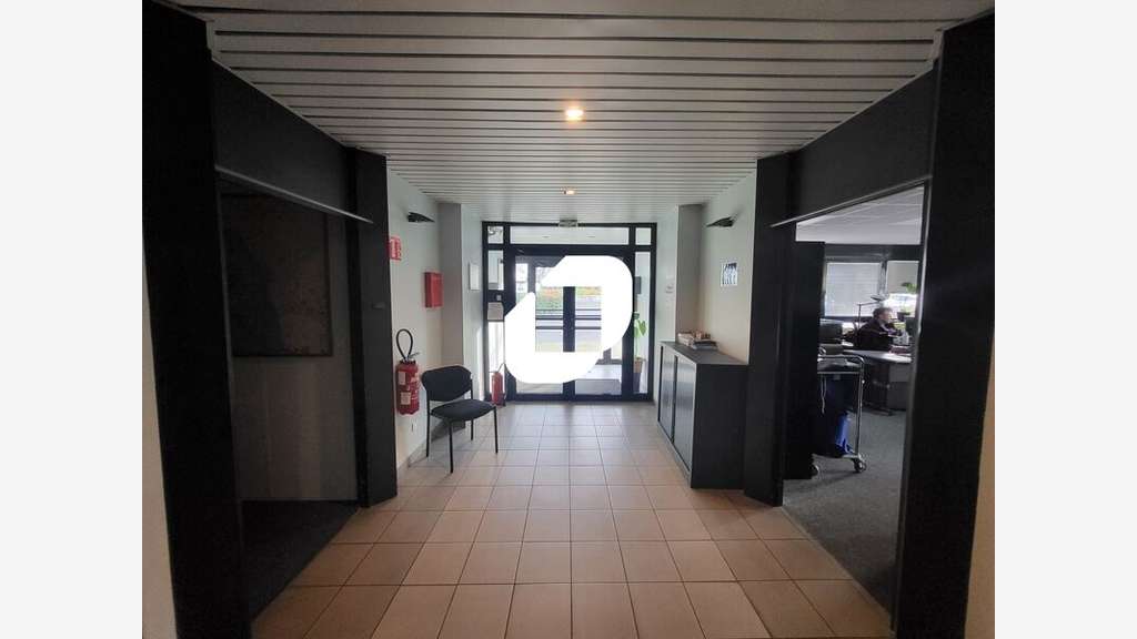 A louer Bureaux 841m² Villeneuve d'ascq